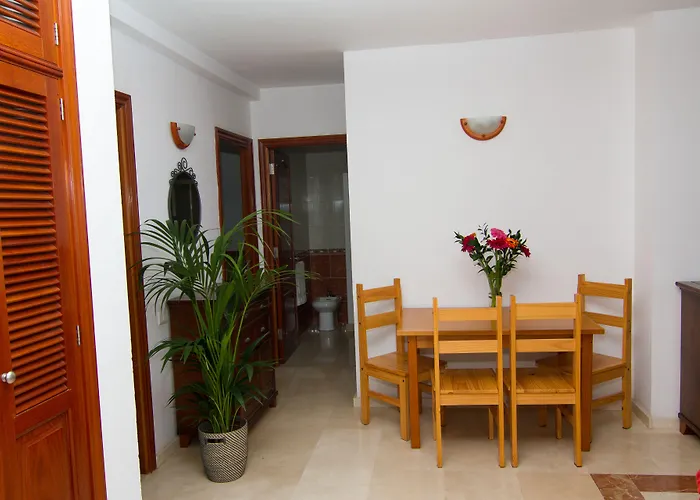 Aparthotel Brisamar Canteras